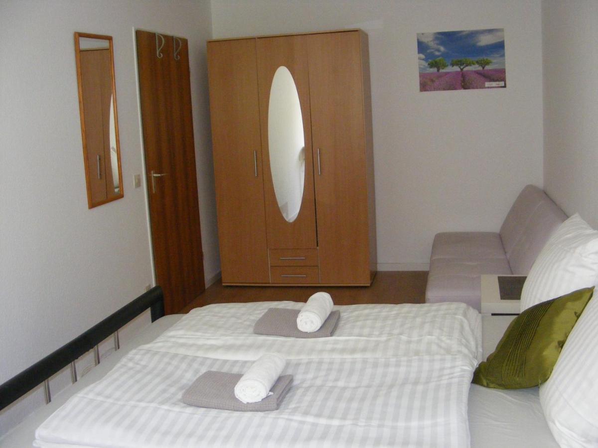 Nettes In Lindenthal Privatunterkunft *
